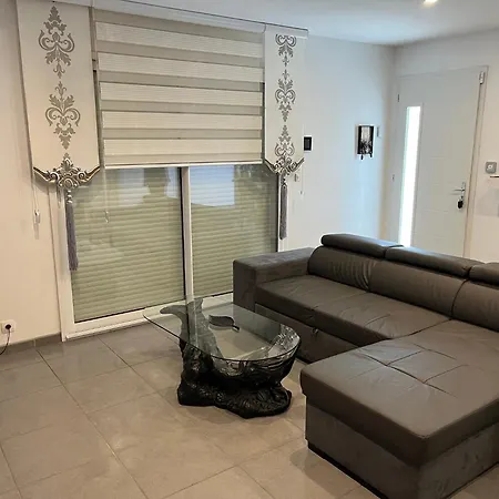 Privative 3 Avec Piscine Privee Sans Vis A Vis Et Avec Climatisation Pres * カルカソンヌ